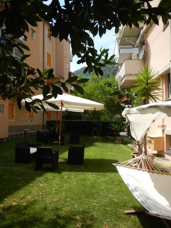Hotel Miriam Sestri Levante Exteriör bild