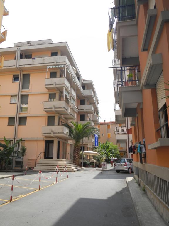 Hotel Miriam Sestri Levante Exteriör bild