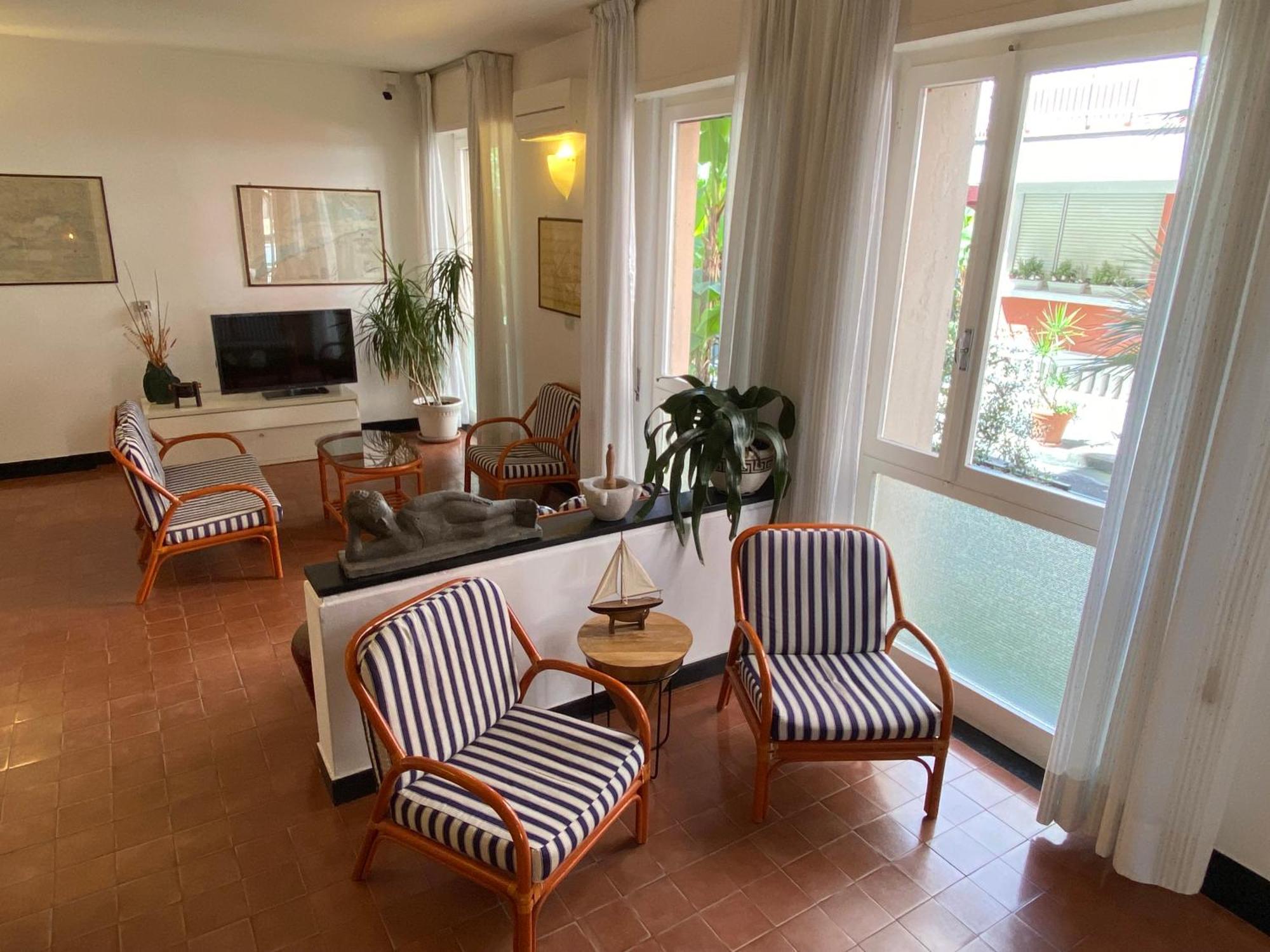 Hotel Miriam Sestri Levante Exteriör bild