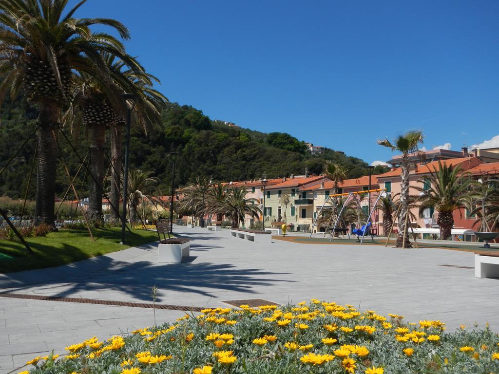 Hotel Miriam Sestri Levante Exteriör bild
