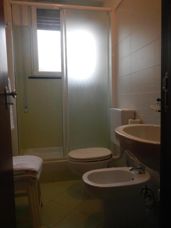 Hotel Miriam Sestri Levante Rum bild
